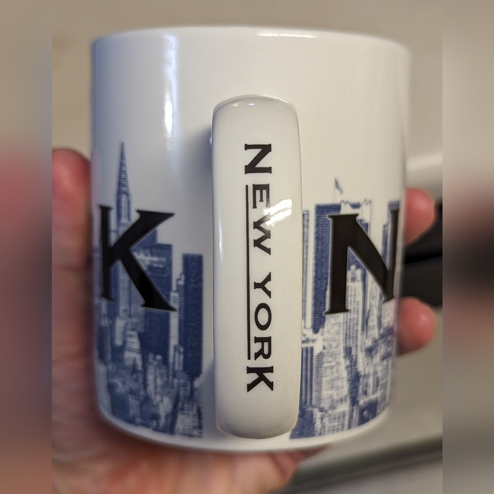 Starbucks Skyline Series 2004 New York coffee tea mug